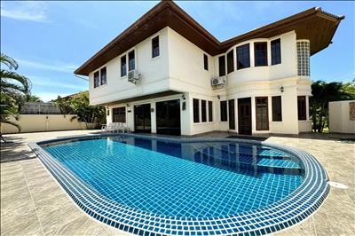 East Jomtien Paradise Villas 1, freistehende Poolvilla zum Verkauf