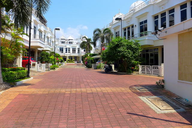 Wong Amat Beach, Townhouse for Sale, 6.5 M. THB