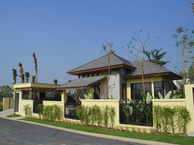 East Pattaya Horseshoe Point the Village House for Sale 7 M. THB