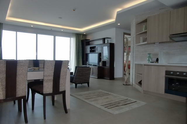 Naklua North New Paradise Ocean View Condo zum Verkauf 15.118 M. THB