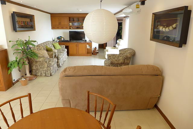 Jomtien Beach Paradise Condo zu verkaufen 3.9 M. THB