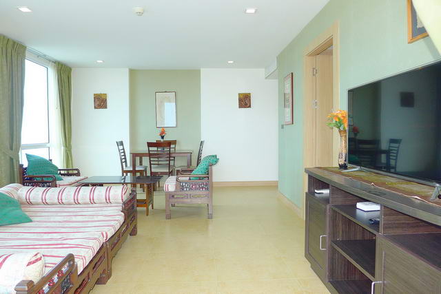 Pattaya Cliff Condo zum Verkauf 6 M. THB