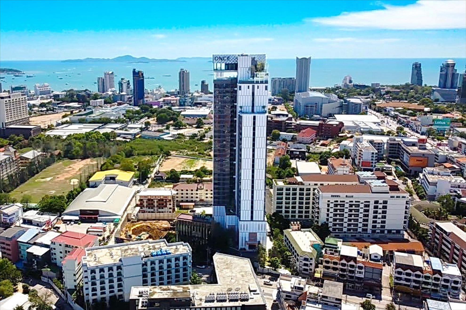 Nord Pattaya Once Pattaya Condo Studio zum Verkauf 3.768 M. THB