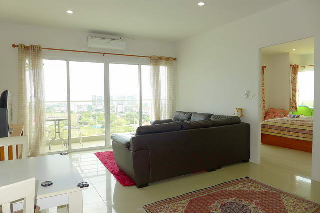 AD Hyatt Eigentumswohnung zu verkaufen, Eckeinheit, Hochgeschoss, 72 qm, 2 Bett, 1 Bad, europaische Kuche, voll mobliert, Balkon, Meerblick, in auslandischem Besitz