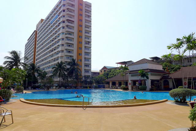 View Talay 1 Eigentumswohnung zum Verkauf, Hoher Boden, 62 qm, 1 Schlafzimmer, 1 Badezimmer, europaische Kuche, voll mobliert, Balkone x2, Meerblick, in auslandischem Besitz