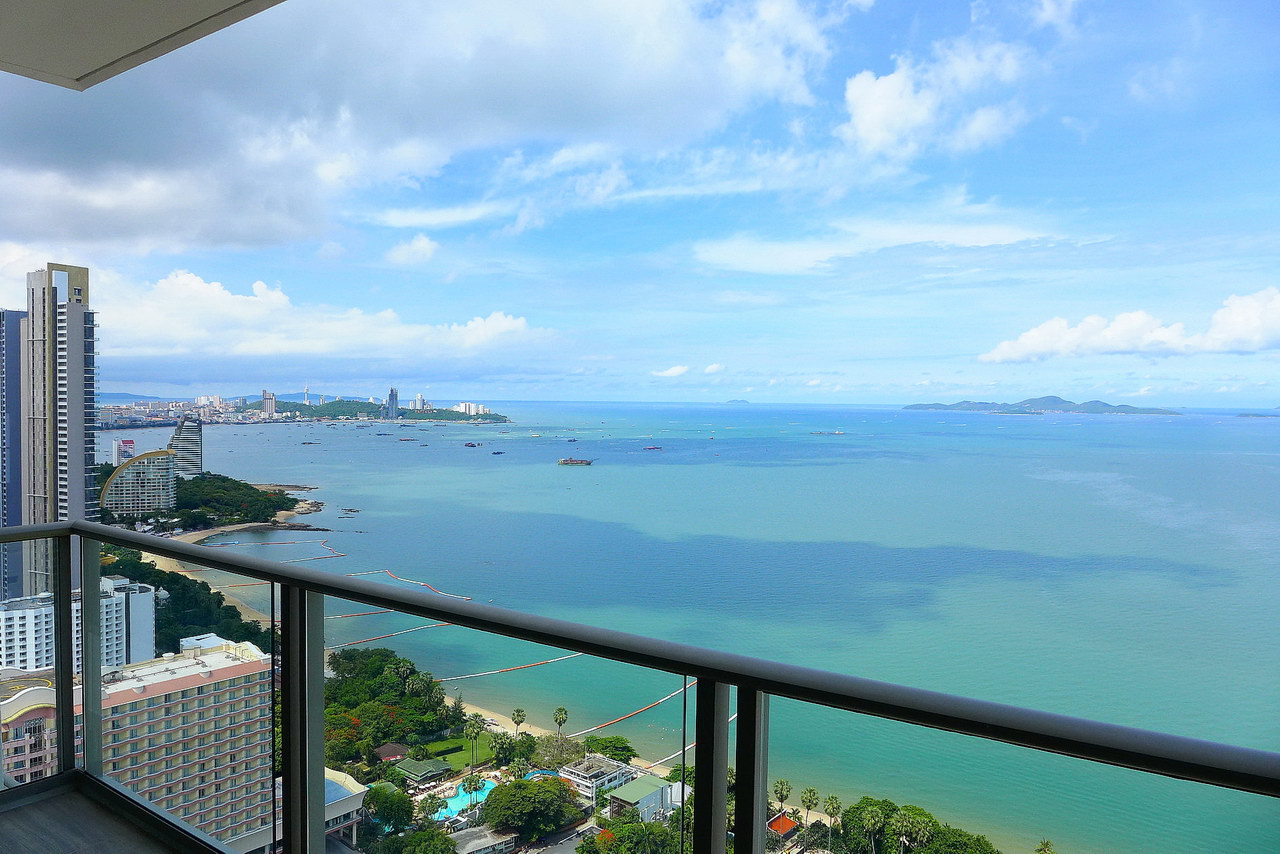 Wongamat Strand Riviera Condo zum Verkauf 14 M. THB