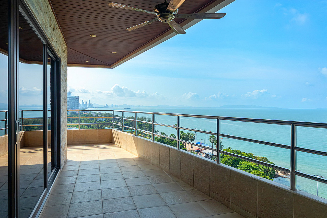 Jomtien Dong Tarn Strand View Talay 3 Condo zum Verkauf 24 M. THB