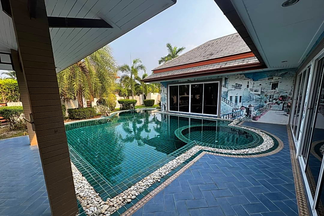 Huay Yai, Baan Dusit Modern Pool Villa zum Verkauf 8.9 M. THB