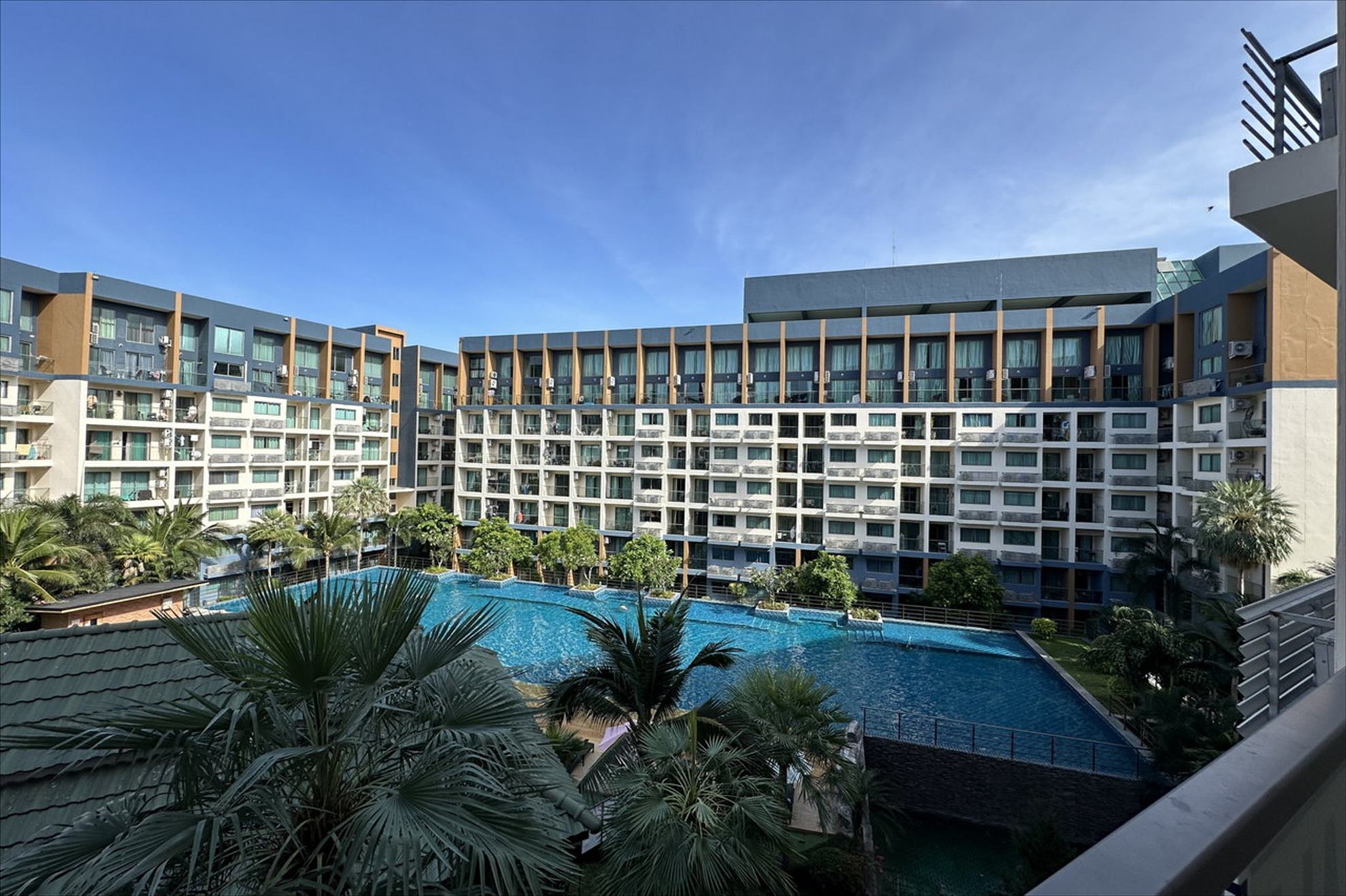 Jomtien Laguna Beach Resort 2 Wohnung zum Verkauf 2.45 M. THB