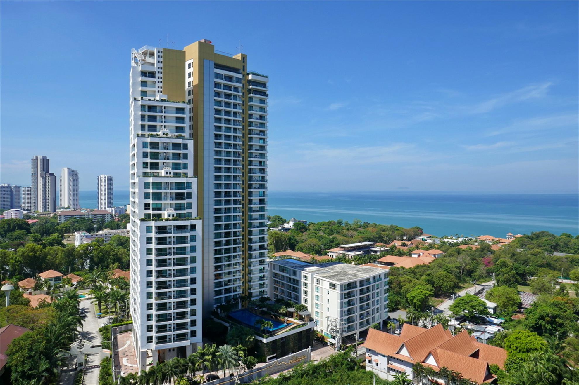 Pattaya Hill, Cozy Beach, The Peak Towers Eigentumswohnung zu verkaufen 3.6 M. THB