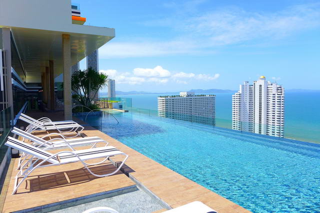 Jomtien Beach, The Riviera Jomtien Condo for Sale