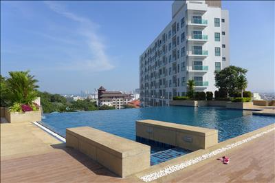 Pattaya, The Axis Condo zu verkaufen