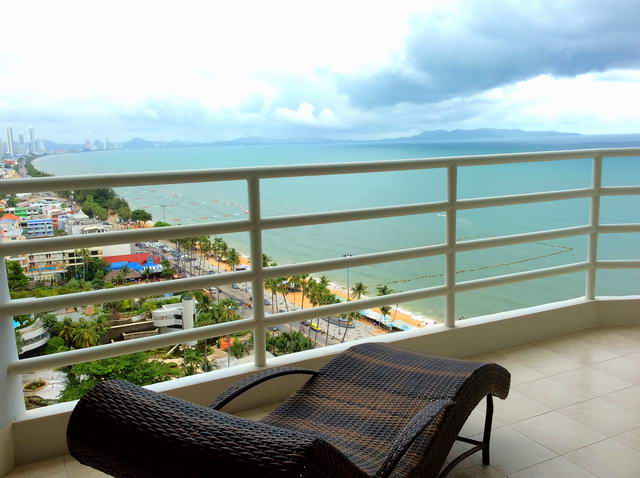 Jomtien Beach, View Talay 7 Condo for Rent